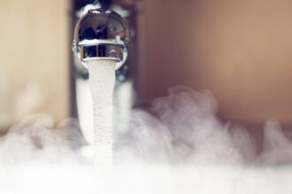 So können Sie Ihre Warmwasser-Kosten senken